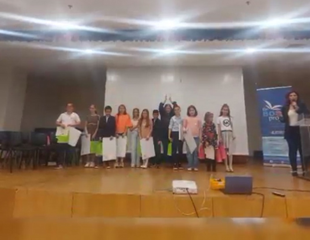 Πρόγραμμα Δημιουργικής Γραφής για παιδιά και Εφήβους στο 26ο και το 29ο Δημοτικό Σχολείο Αχαρνών